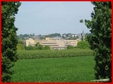 <font color="red"><font size="+1">Clinique Notre-Dame  Hermalle-sous-Argenteau (en arrire plan la ville de Vis)</font></font>