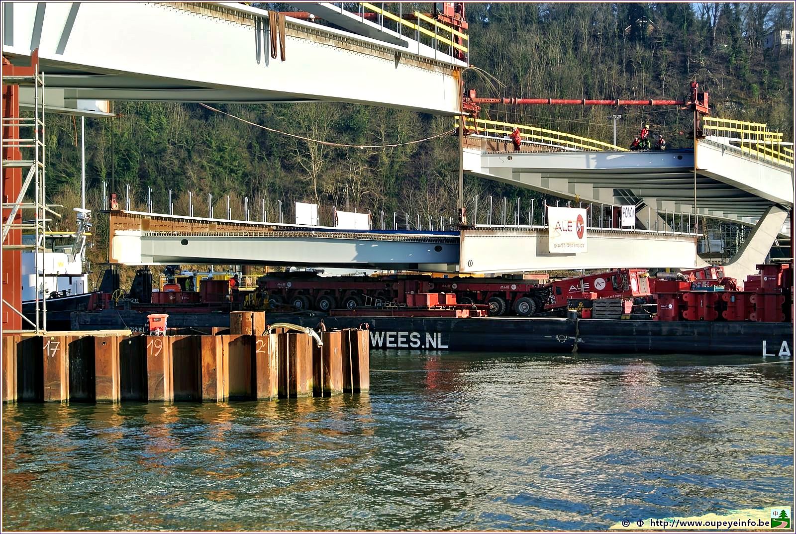 Trilogiport - Hermalle-sous-Argenteau travaux construction pont Euregio