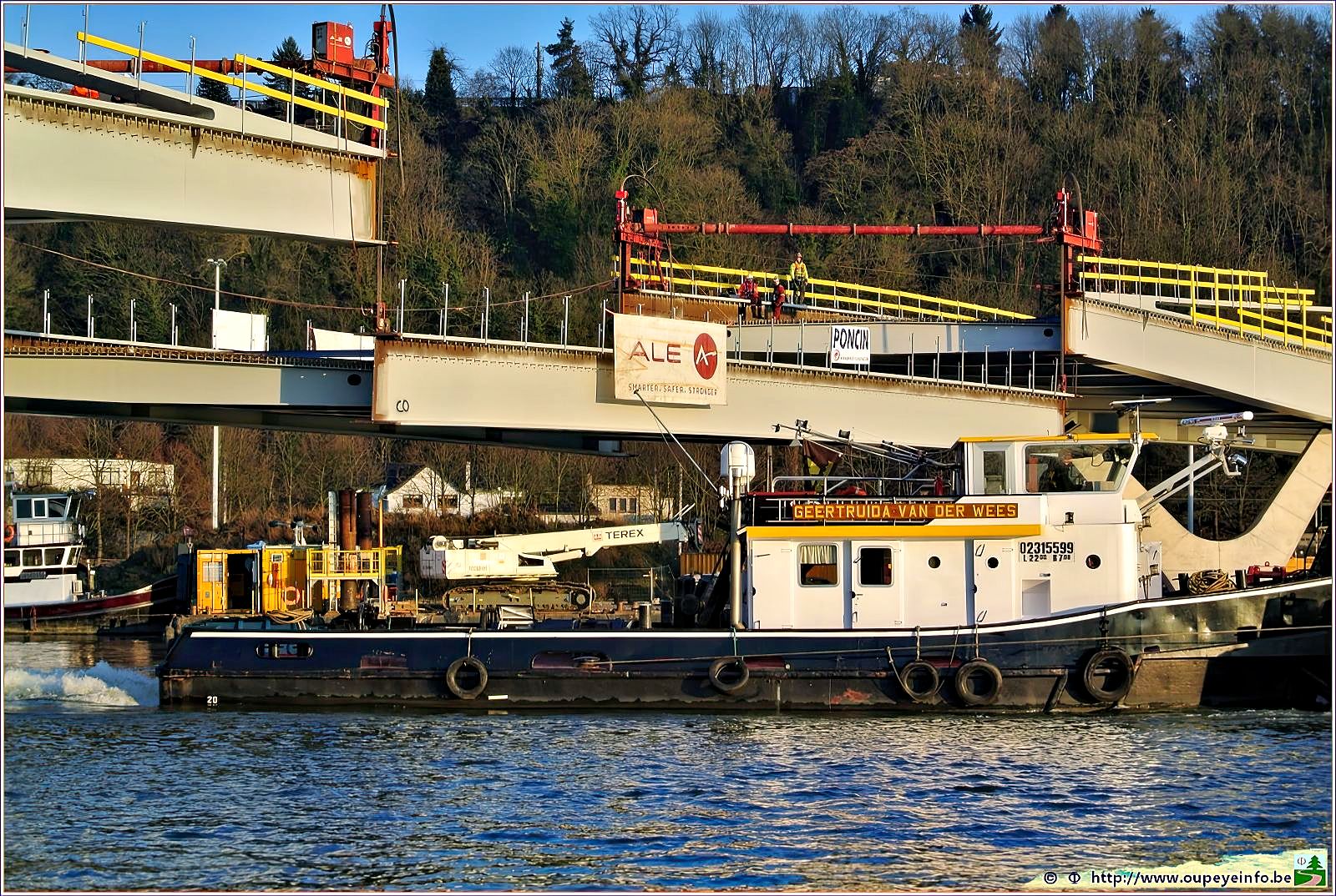 Trilogiport - Hermalle-sous-Argenteau travaux construction pont Euregio