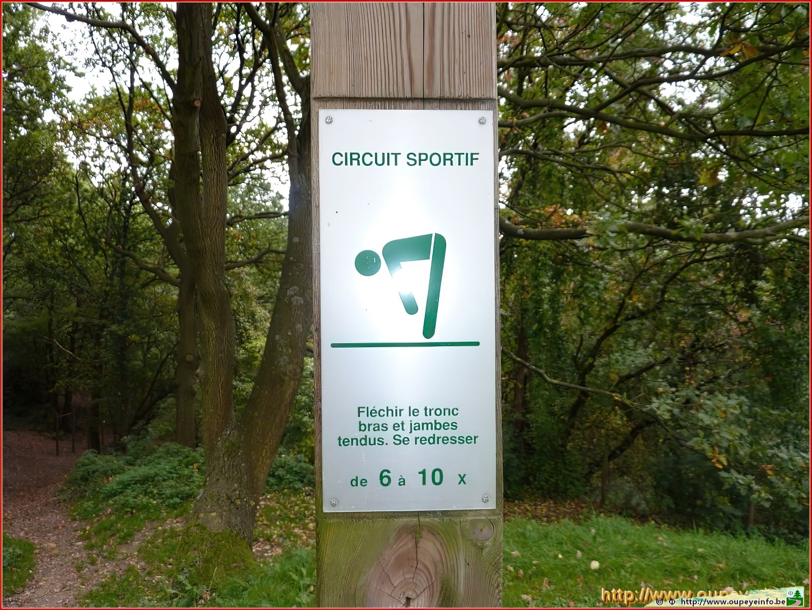 Oupeye aire et plaine de jeux � rue des Abruns